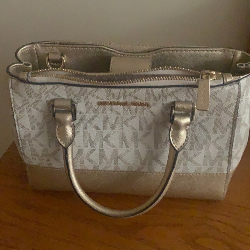Micheal Kors Handbag